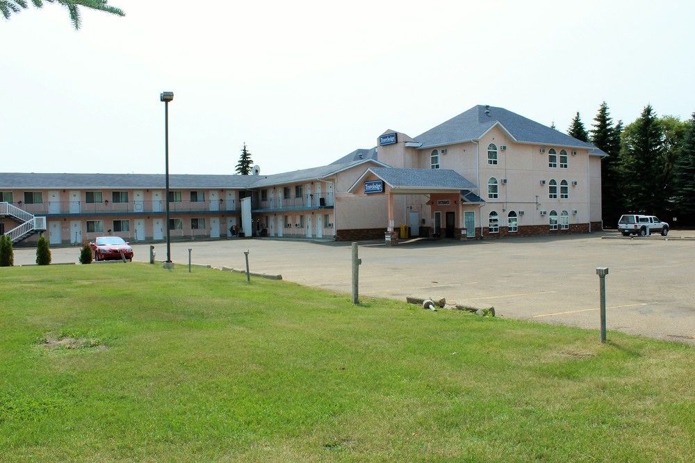 Travelodge By Wyndham Edmonton Airport Leduc Exterior foto